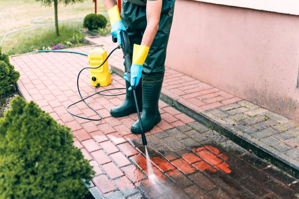 Pressure Washing Brick in Clifton, IL